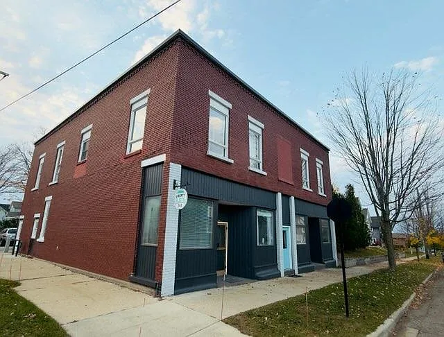 522 Liberty St #2