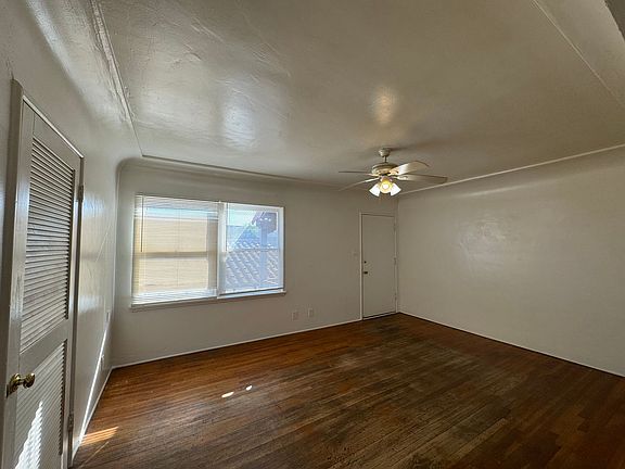 4th image of 105 Eye St APT C