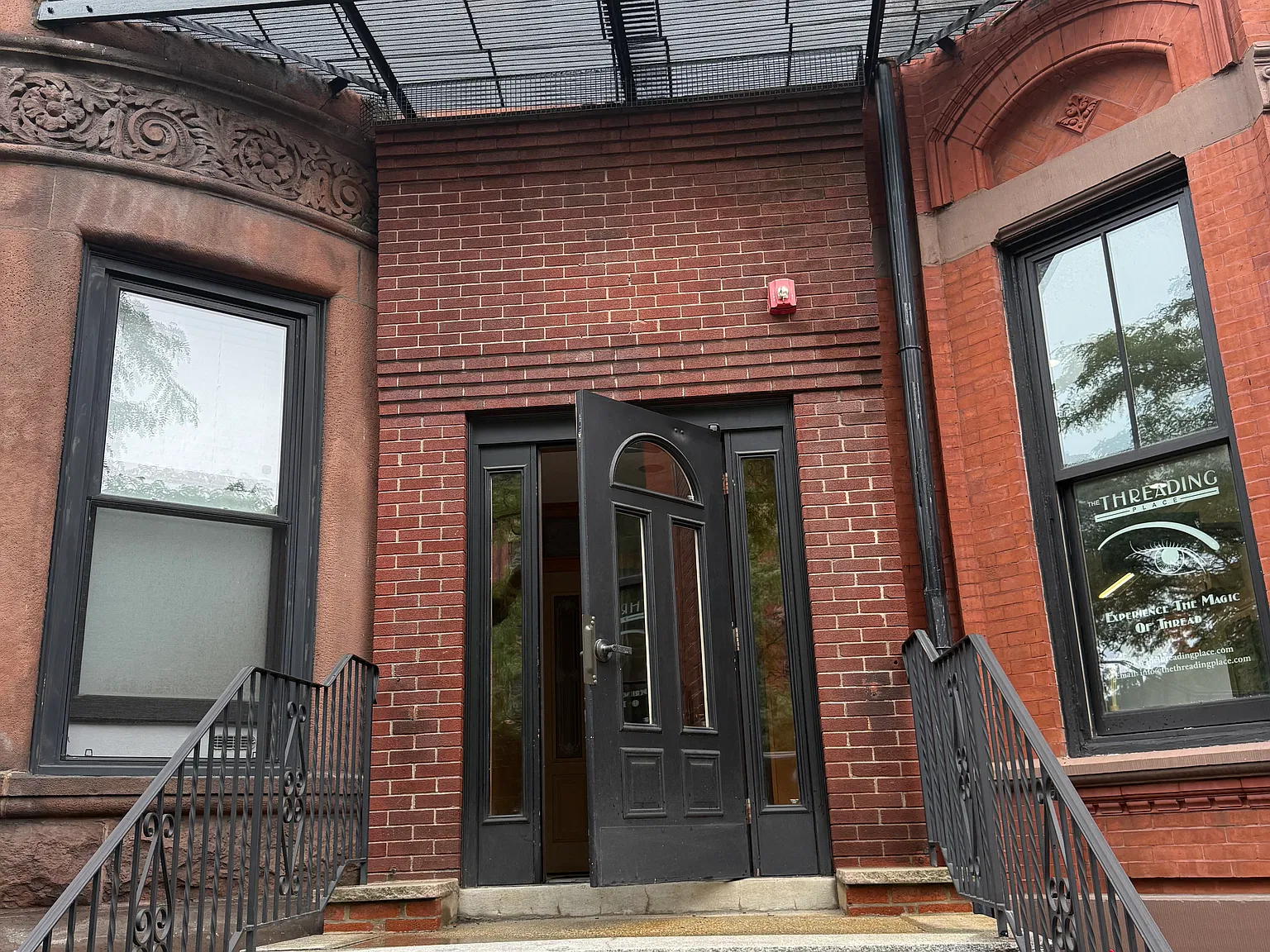 Newbury St — Photo 3
