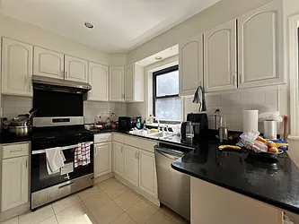 Rented by Nolita Group