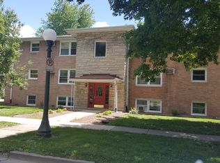 622 W Clark St, Champaign, IL 61820