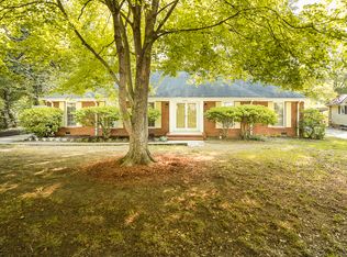 10919 Osprey Dr, Charlotte, NC 28226