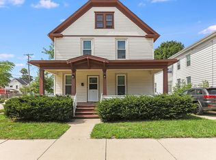 1656 Park Ave, Racine, WI 53403