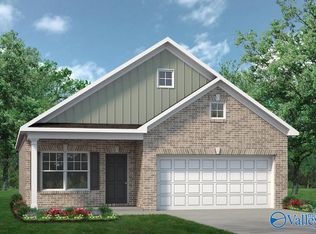 201 Fairbrook Dr, New Market, AL 35761