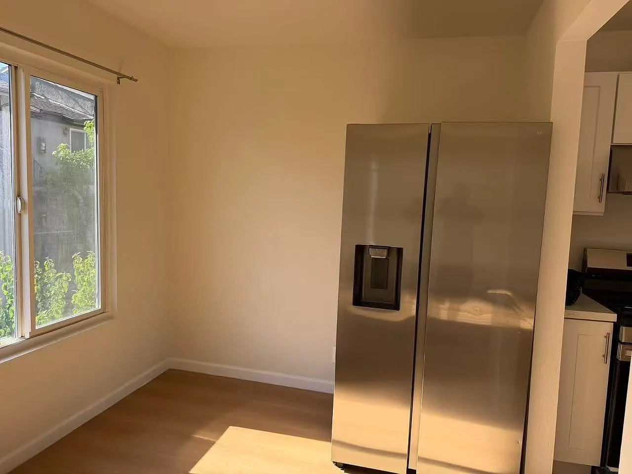 2 bed, 813 sqft, $2,400 — Photo 3