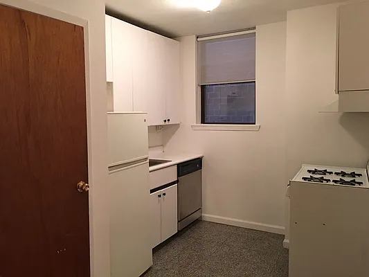 Rented by Sky Management | media 38