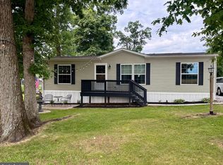 87 Mobile Dr, Thomasville, PA 17364