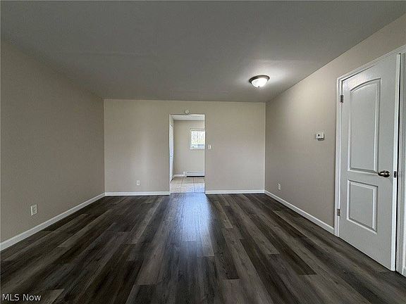4th image of 432 Mathews Rd