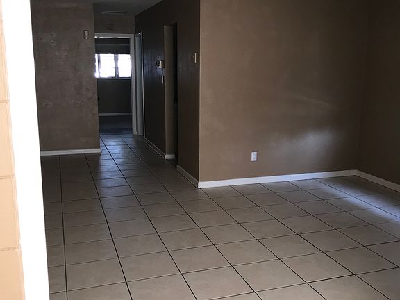 3rd image of 743 Ellwood Ave