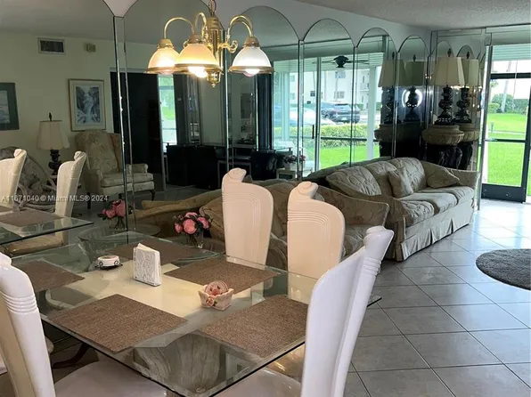 9720 S Hollybrook Lake Dr APT 101, Hollywood, FL 33025