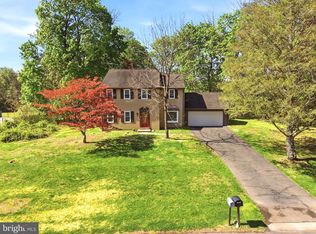 5 Canal Run E, Washington Crossing, PA 18977