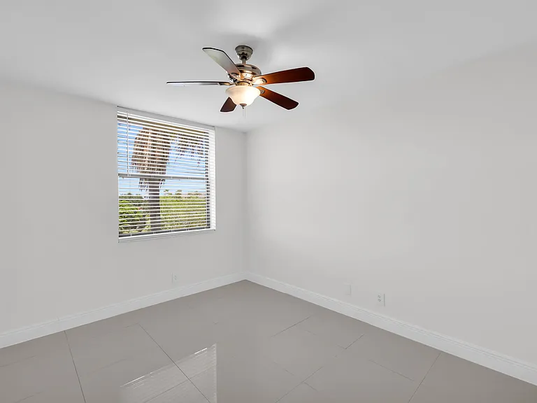 2768 Carambola Cir S #501 — Photo 31