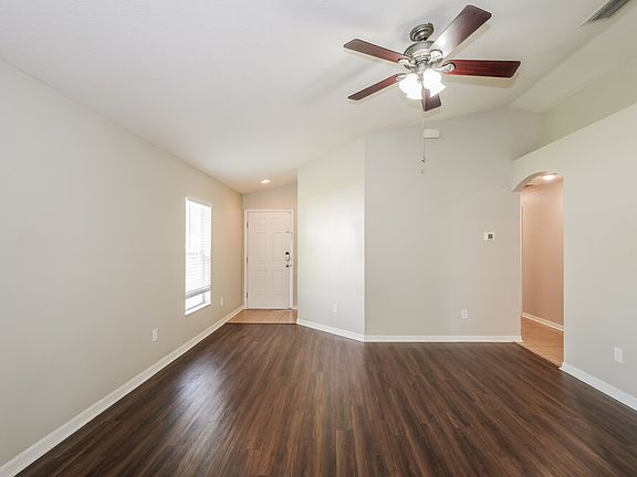 4th image of 18114 Cypress Bay Pkwy