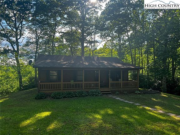 2nd image of 2728 Roaring Fork Road