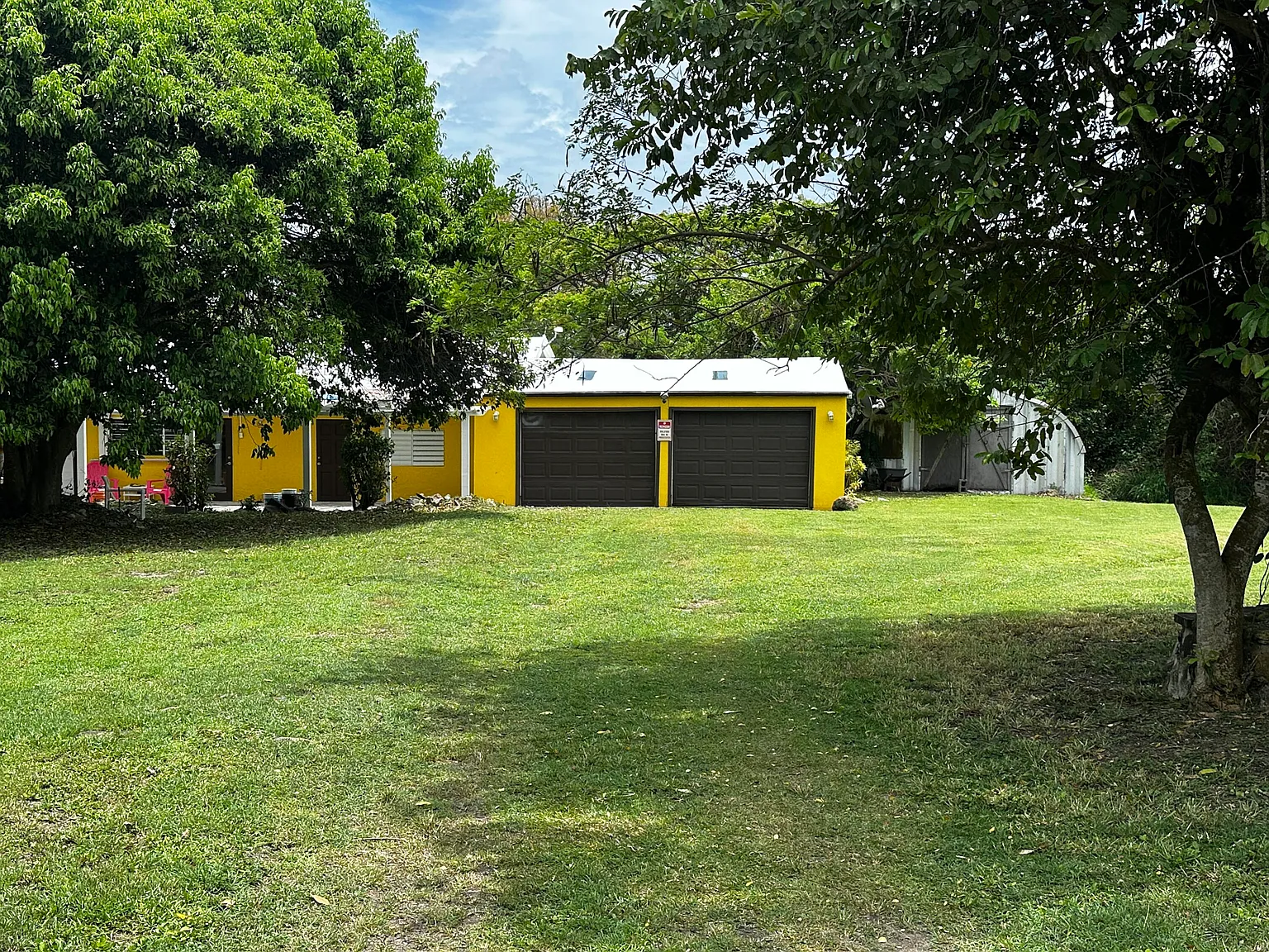2 bed, $3,200 — Photo 1