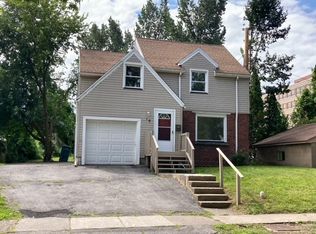 19 Dorbeth Rd, Rochester, NY 14621