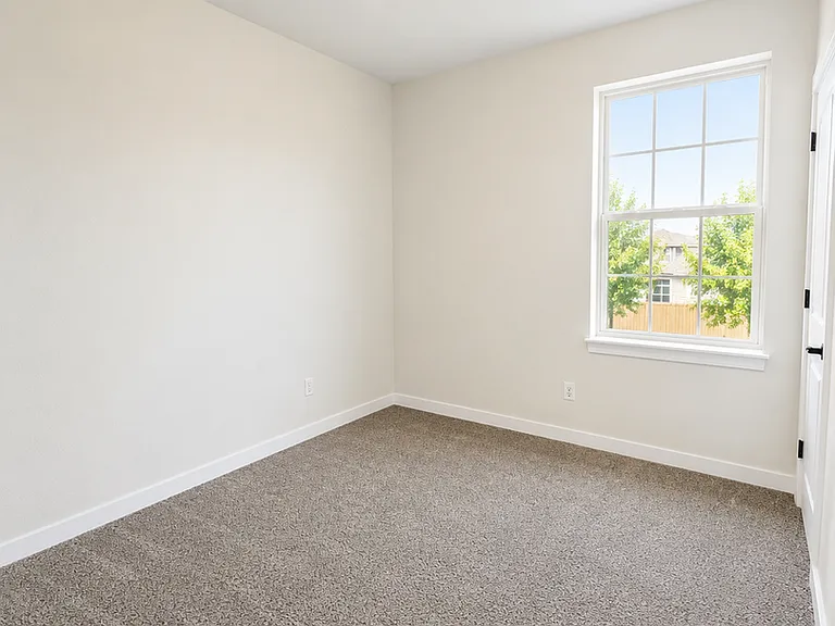 4212 Laredo Dr — Photo 12