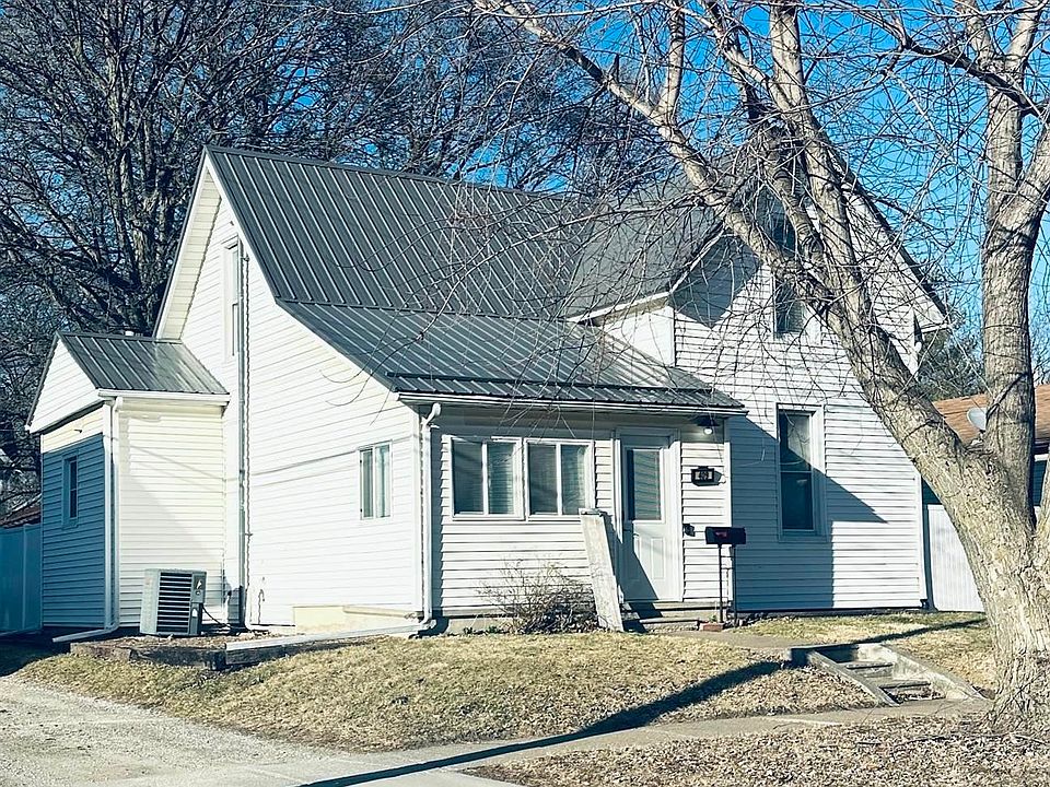 1st image of 409 5th Ave E