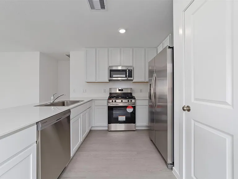 26810 Prairie Smoke Ln — Photo 4