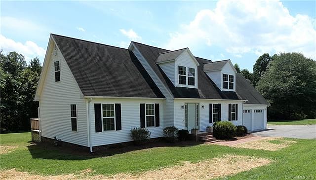 1st image of 173 Butterfield Cir