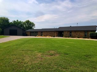 1 Ridge Dr, Ponca City, OK 74604