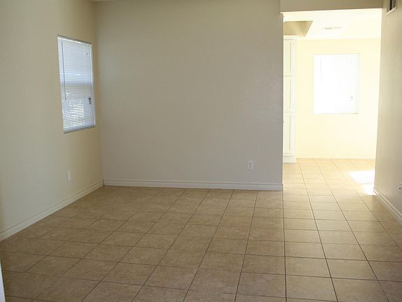 2nd image of 370 Avocado St APT 13