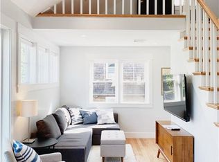 21 Warner St #B, Newport, RI 02840