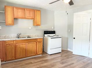 171 Oak St #2R, Lewiston, ME 04240