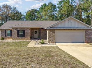 12367 Flint Dr, Moundville, AL 35474