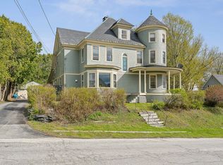 102 Orange St, Barre, VT 05641