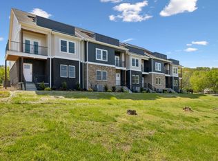 137 Crockett Hills Ln, Ashland City, TN 37015