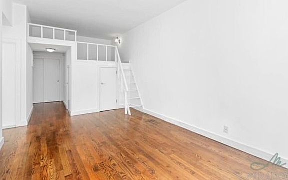 3rd image of 65 4th Ave APT 2A