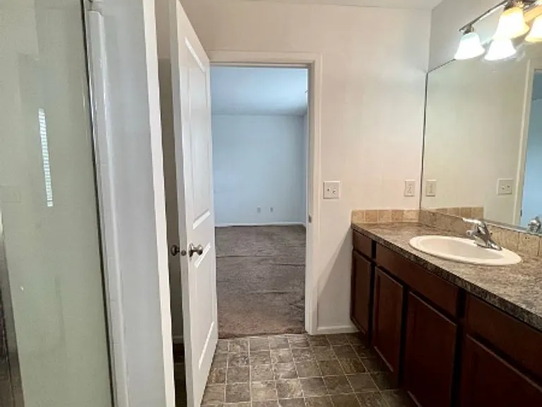 2403 Ridge Gate Ln SW — Photo 18