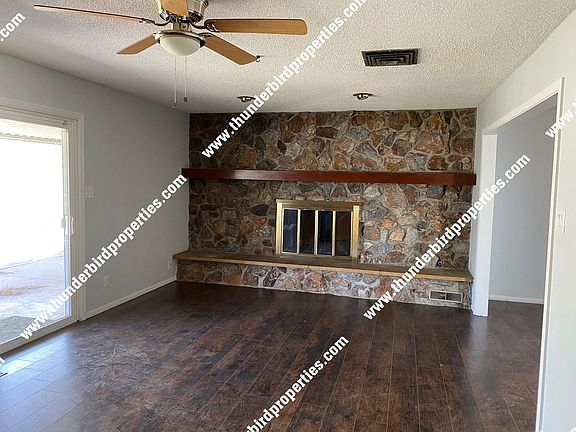5th image of 12907 Montgomery Blvd NE