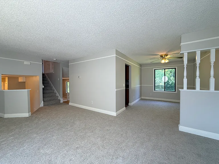 4601 Saddlewood Dr — Photo 12