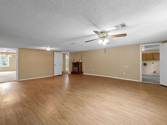 4th image of 4704 Williams Rd