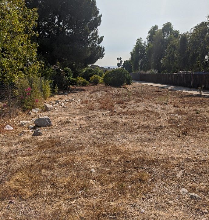 1st image of 4689 Huntington Dr