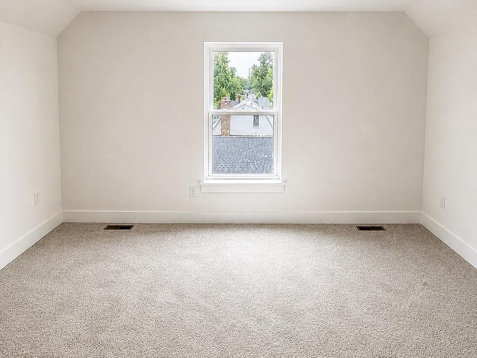 3153 Ellwood Ave, photo 17