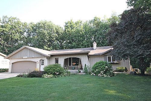 1st image of 3811 Bruce Dr SW