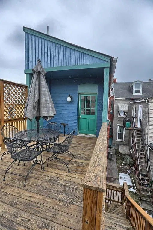3 bed, 1.5 bath, 1280 sqft, $1,850 — Photo 2