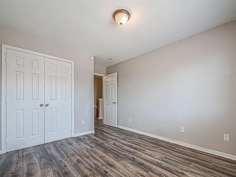 10043 Morocco Rd — Photo 44