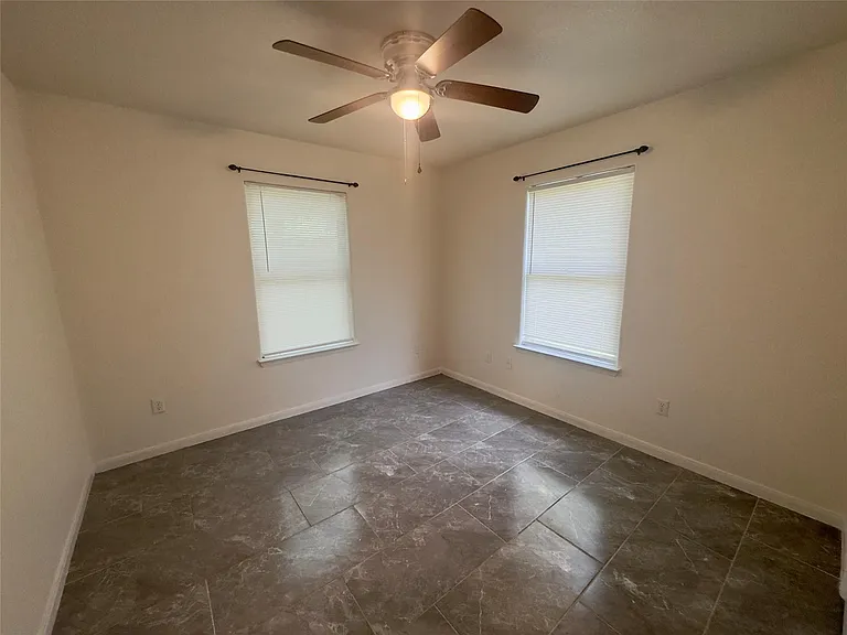 513 W China St #B — Photo 13