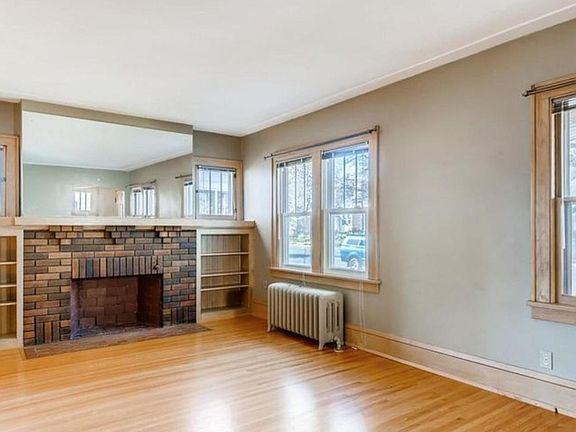 3rd image of 234 5th Ave N #1