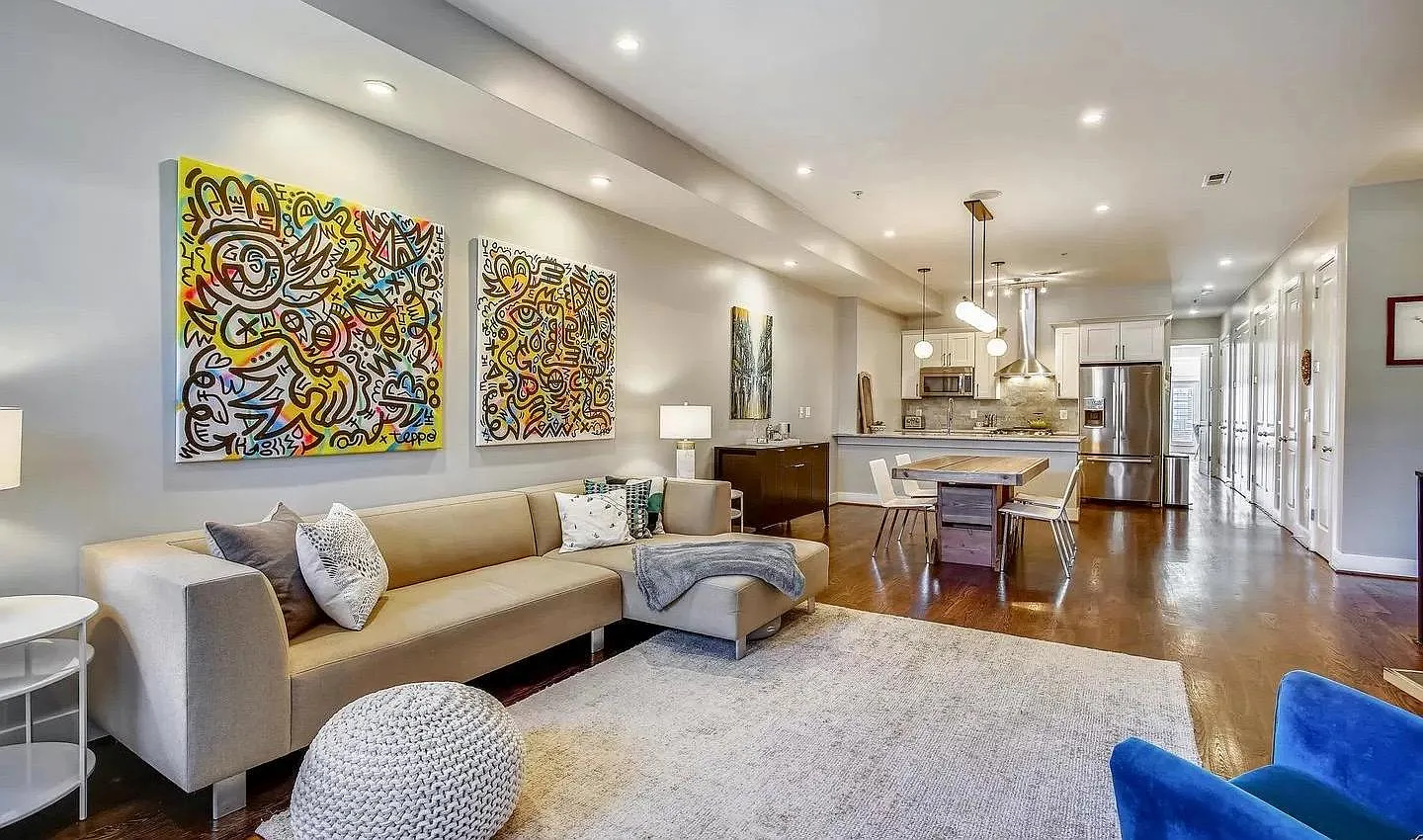 3 bed, 2077 sqft, $4,850 — Photo 1