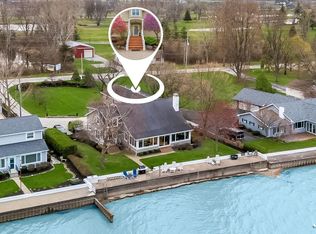 2653 E Sand Rd, Port Clinton, OH 43452