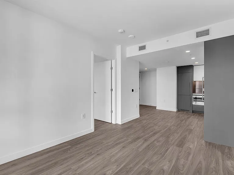 2135 Springer Ave #1701 — Photo 9