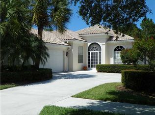 8305 SE Palm Hammock Ln, Hobe Sound, FL 33455