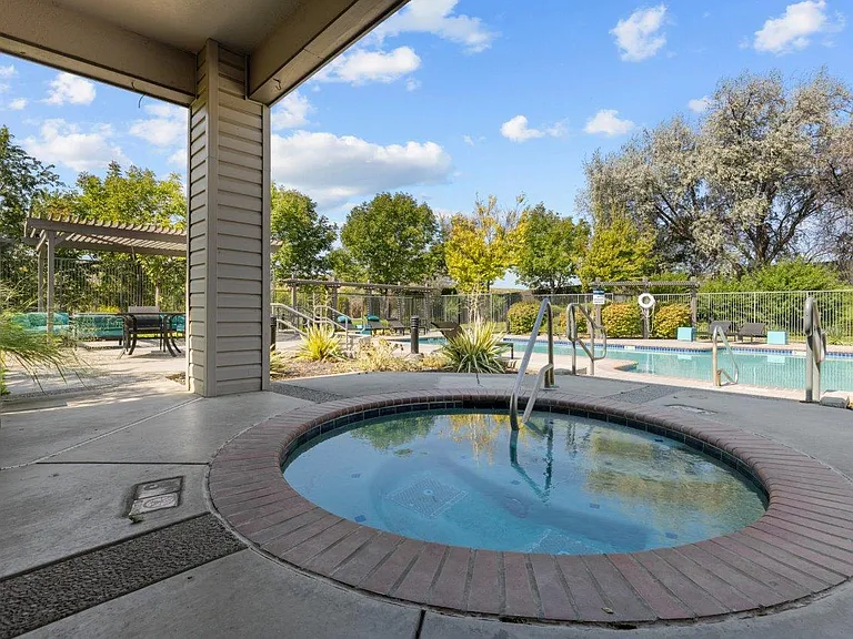 Riverpointe — Photo 27