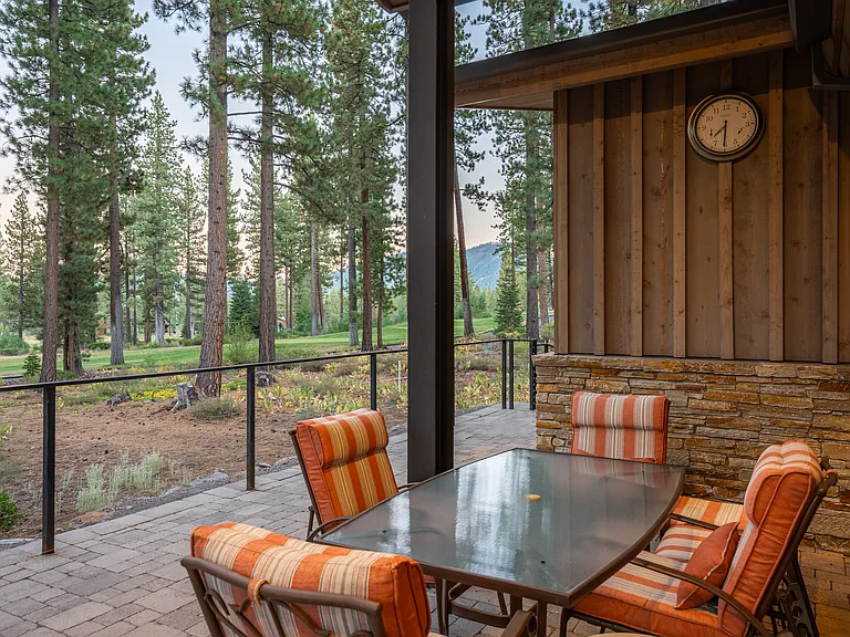 9265 Heartwood Dr — Photo 40