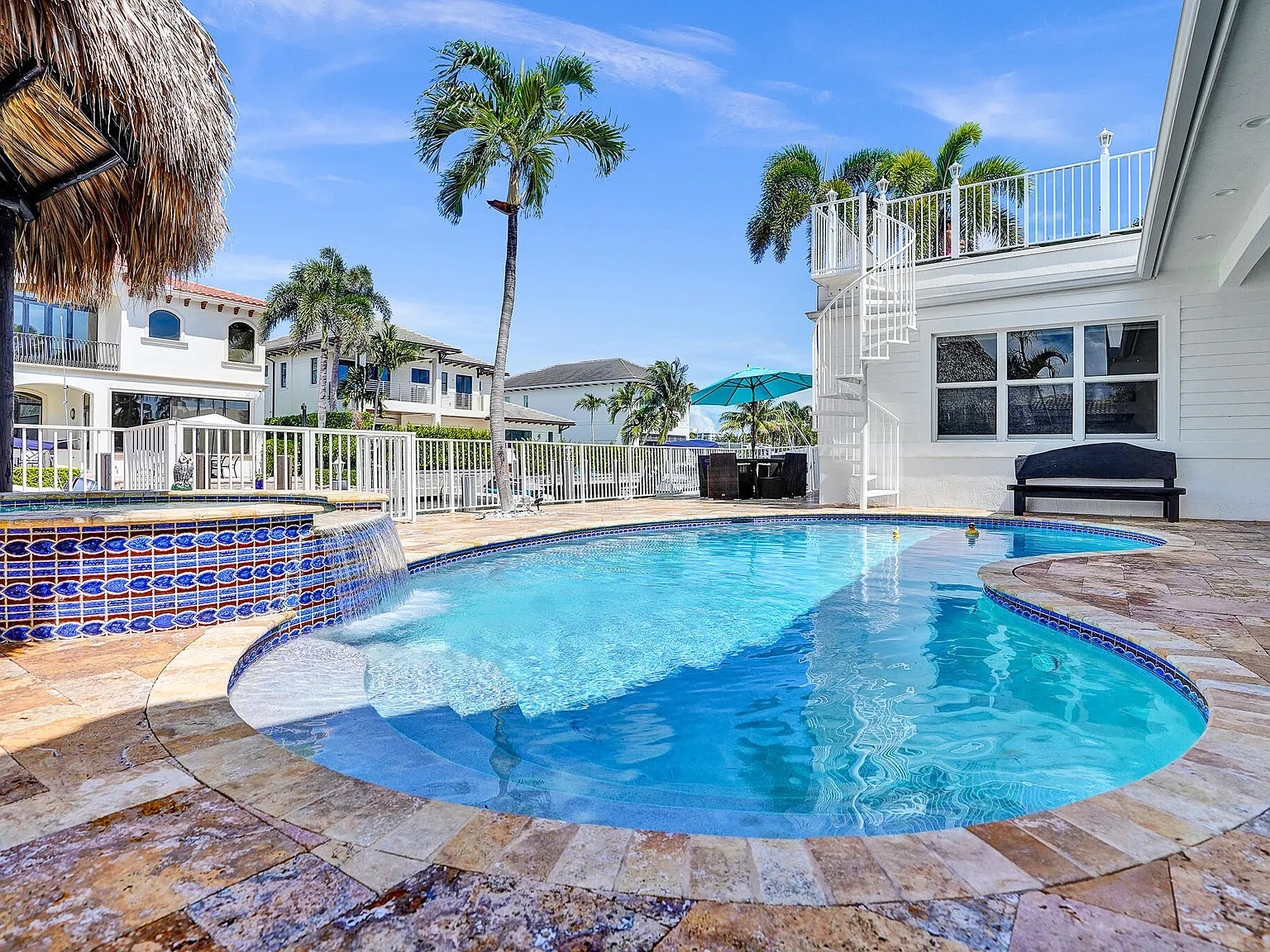 4 bed, 4.0 bath, 2474 sqft, $12,000 — Photo 4